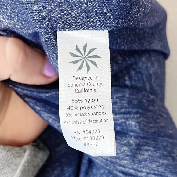 Athleta Odyssey Twisted Mini Skirt Ruched Blue Metallic Space Dye Size Small EUC - Picture 9 of 10